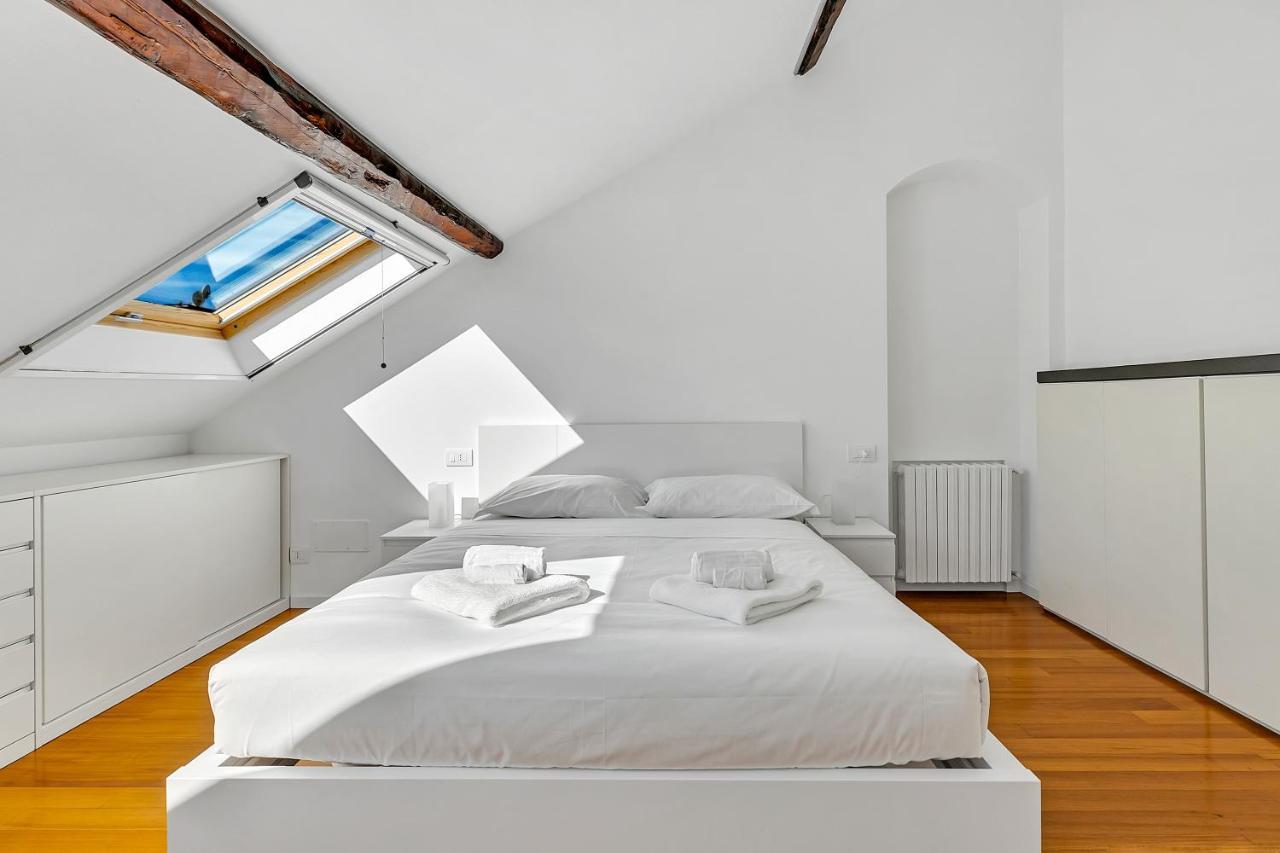 Cosmopolitan Lägenhet Milano Exteriör bild
