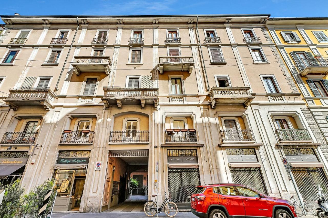 Cosmopolitan Lägenhet Milano Exteriör bild